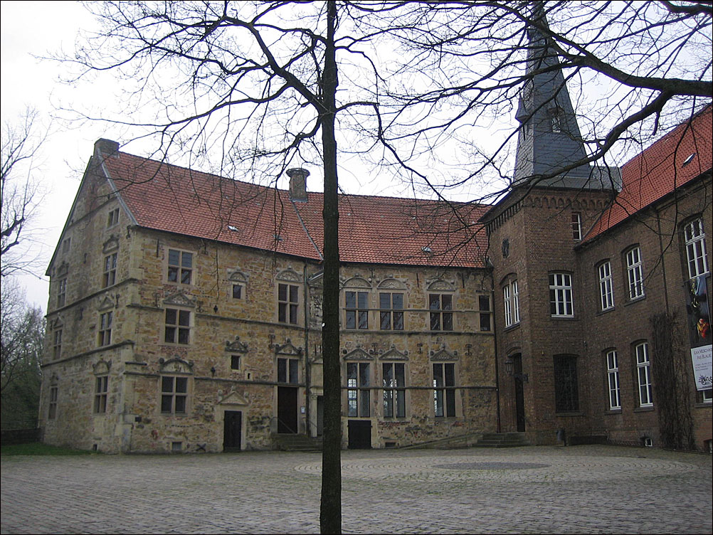 Burg L&uuml;dinghausen